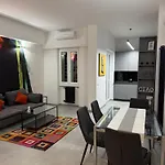 Entire 2Br Apt Near Casaletto